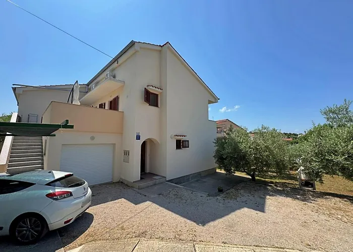 Dunato I Konukevi 4*