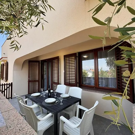 Dunato I Guest house